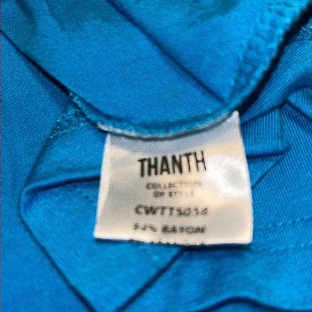 NWT Thanth 4x V Neck Blue Short sleeve Rayon Spandex Lightweight Tee Shirt